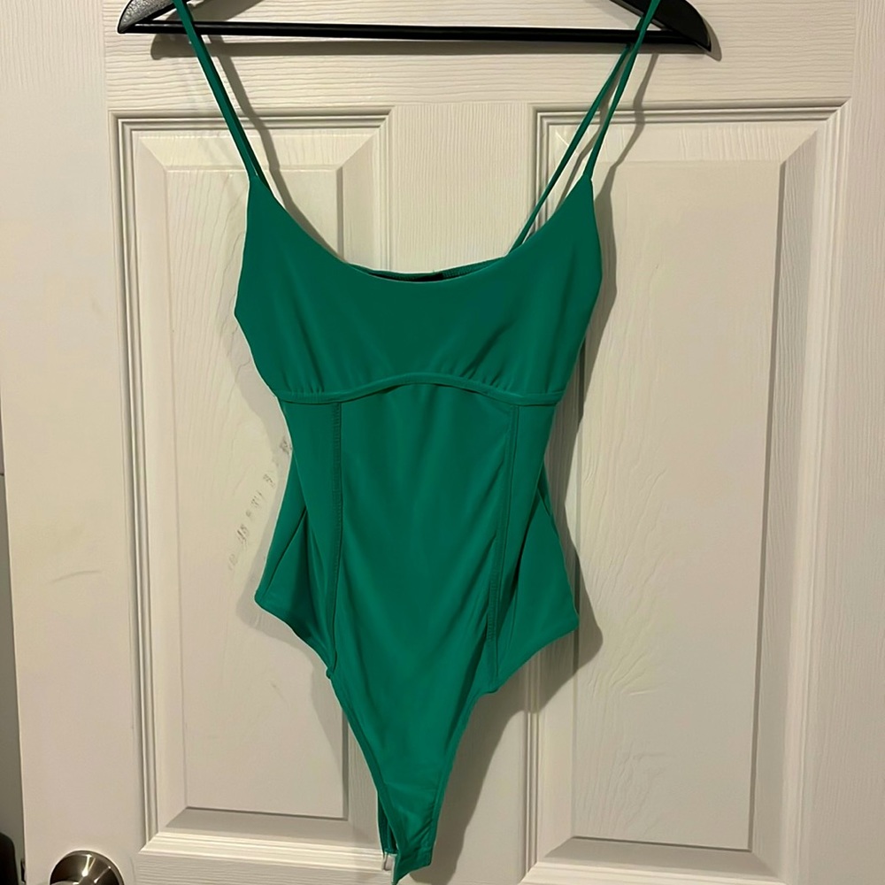 NWT 21 SAINTS bodysuit green size xs snaps